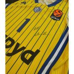 גופיה צהובה רשמית ADIDAS חתומה -רומן סורקין