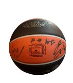 כדור SPALDING TF1000 חתום על ידי שחקני מכבי תל אביב